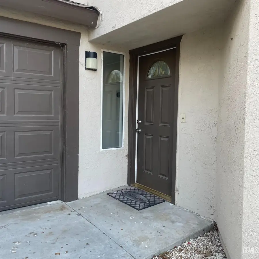 6605 TIMBER COVE COURT, Bakersfield, CA 93307 - #3