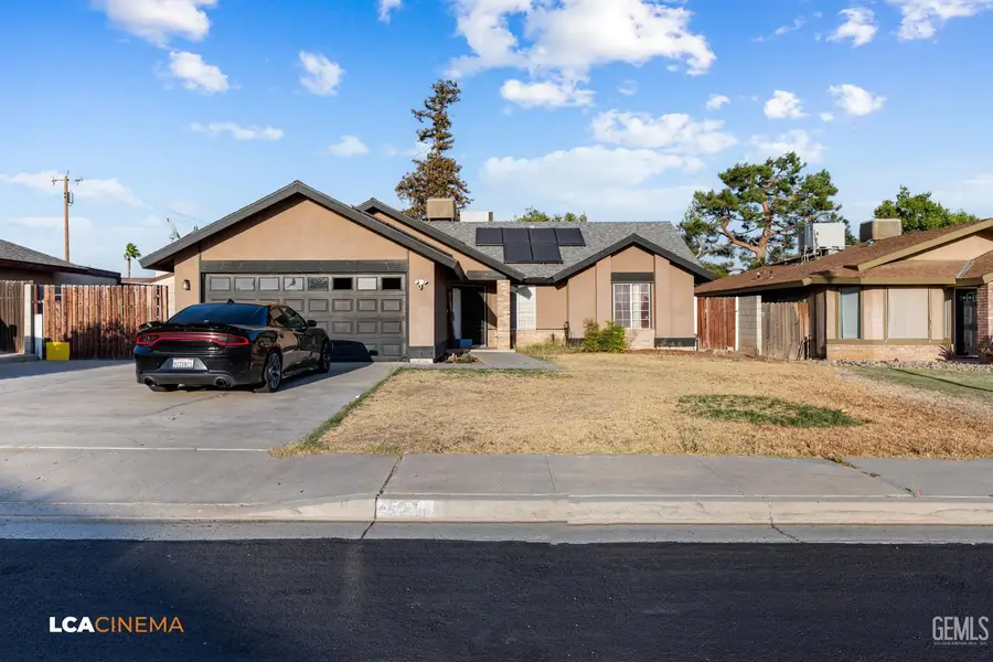 4620 HIGHLAND HILLS STREET, Bakersfield, CA 93308 - #2