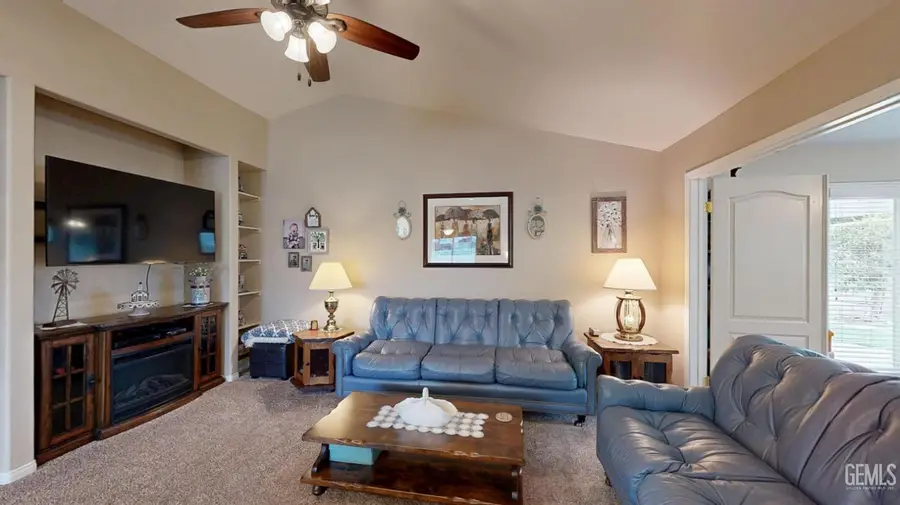 9815 BOURBON ROSE COURT, Bakersfield, CA 93311 - #3
