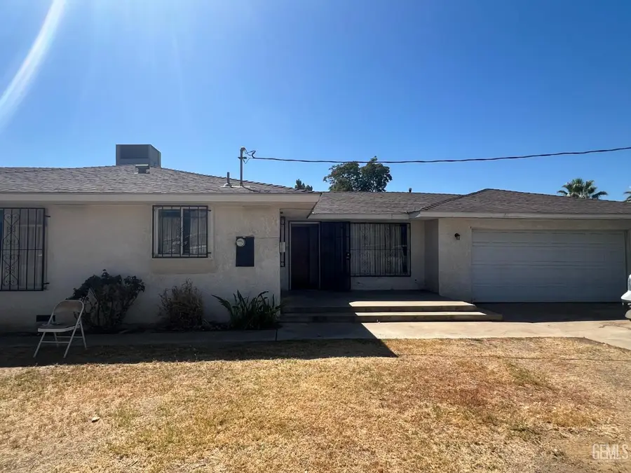 201 L STREET, Bakersfield, CA 93304 - #2