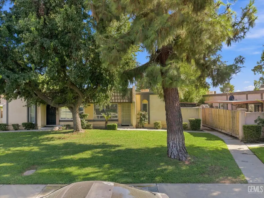 3505 SAMPSON COURT #D, Bakersfield, CA 93309 - #3
