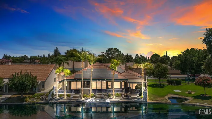 5105 SOUTHSHORE DRIVE, Bakersfield, CA 93312 - #2
