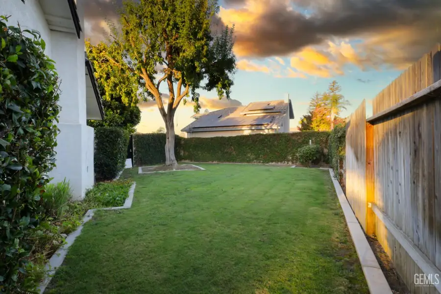 9017 CAYMUS COURT, Bakersfield, CA 93312 - #2