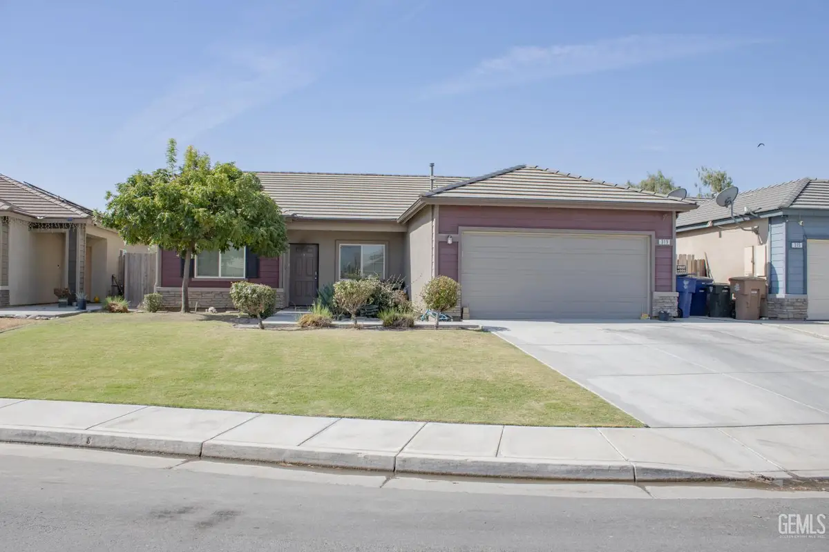 319 COUNT FLEET WAY, Bakersfield, CA 93307 - #1