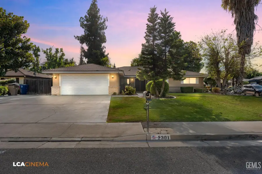 2301 SCARBOROUGH LANE, Bakersfield, CA 93309 - #2