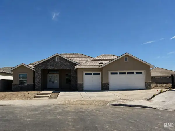 16741 PINECREST COURT, Bakersfield, CA 93312