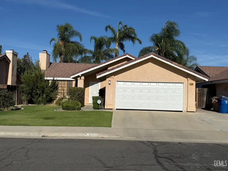 3200 CATTLEMAN STREET, Bakersfield, CA 93312 - #2