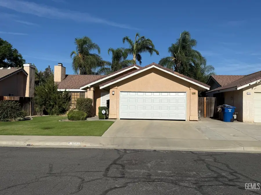 3200 CATTLEMAN STREET, Bakersfield, CA 93312 - #3
