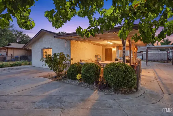 9904 GILBERT STREET, Lamont, CA 93241