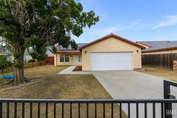 2114 FOXGLOVE COURT, Bakersfield, CA 93304