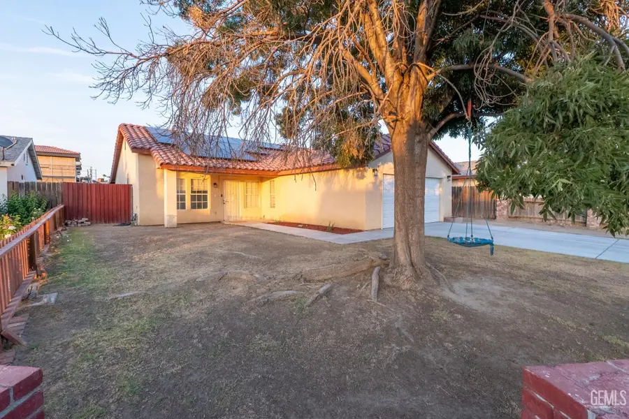 2114 FOXGLOVE COURT, Bakersfield, CA 93304 - #3