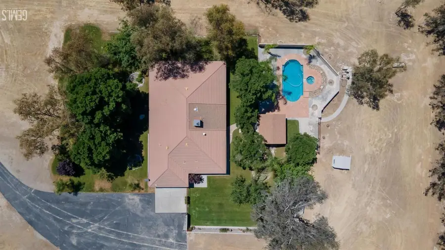 3800 S STERLING ROAD, Bakersfield, CA 93307 - #3