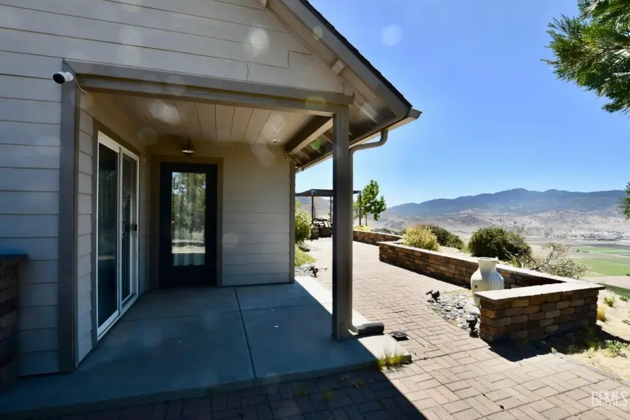 22730 SHENADOAH, Tehachapi, CA 93561 - #2