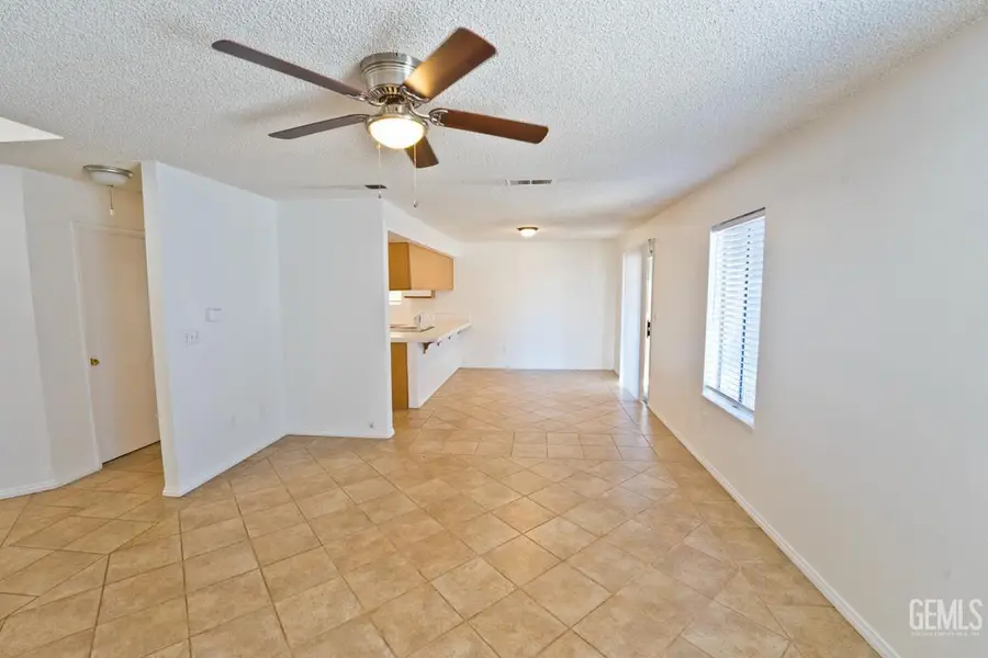 6513 PINE VIEW DRIVE, Bakersfield, CA 93307 - #2