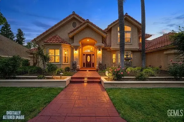 10111 N SPANISH BAY DRIVE, Fresno, CA 93720