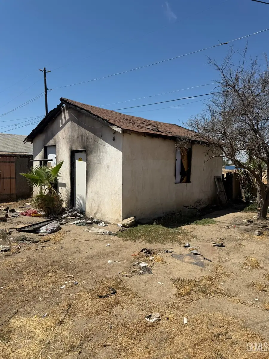 129 T STREET, Bakersfield, CA 93304 - #3