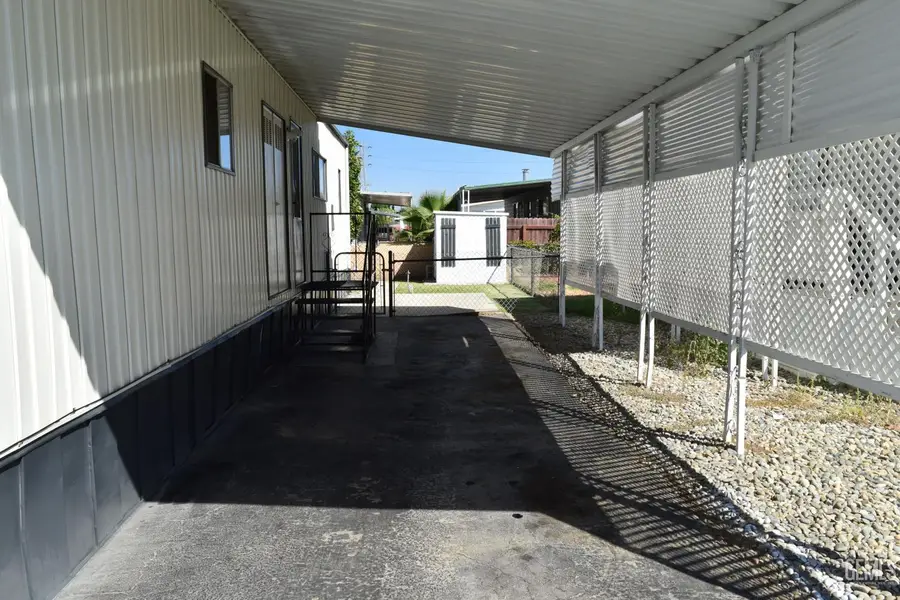 4401 HUGHES LANE #34, Bakersfield, CA 93304 - #2