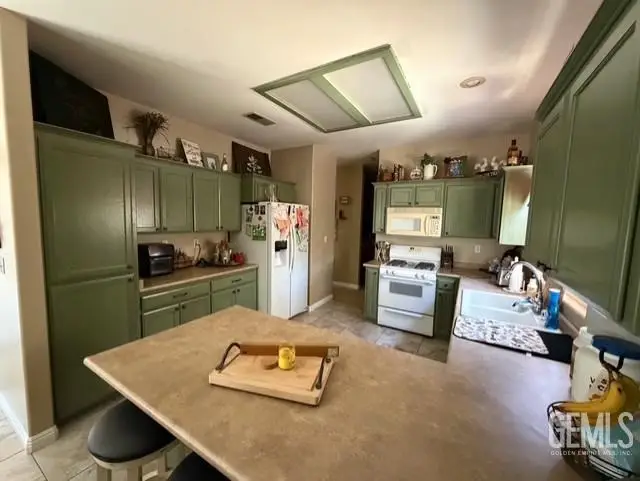 11310 PRESIDENTIAL ROAD, Bakersfield, CA 93312 - #3