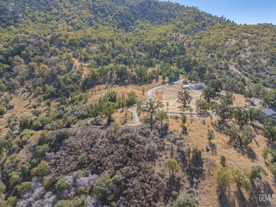 27201 EL CAMINO DRIVE, Tehachapi, CA 93561 - #2
