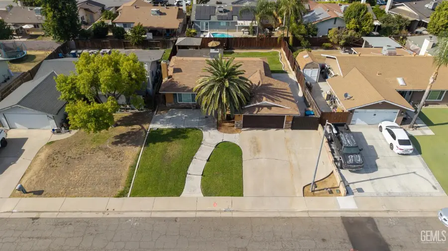 5908 FAIR OAKS DRIVE, Bakersfield, CA 93306 - #3