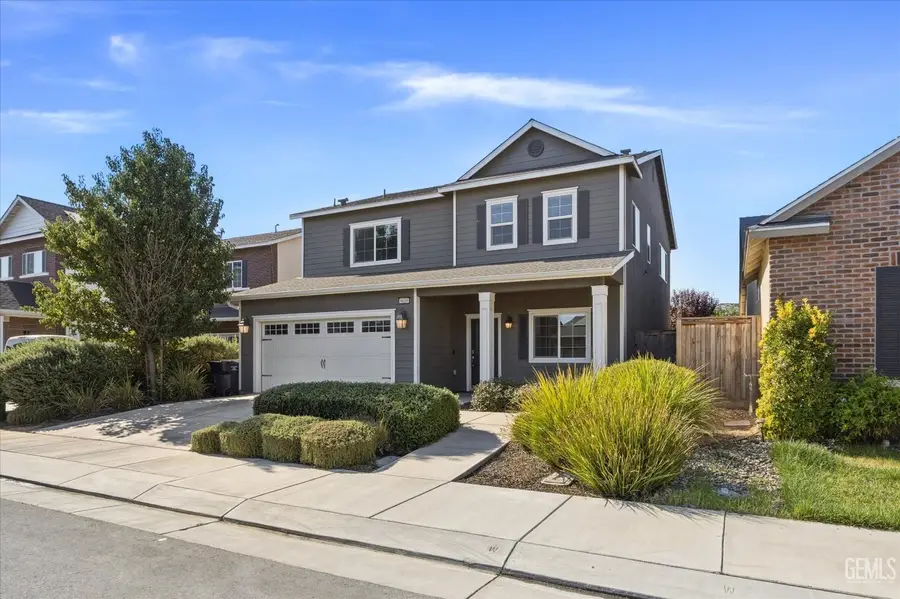 9009 VILLAGE OAKS WAY, Shafter, CA 93263 - #2