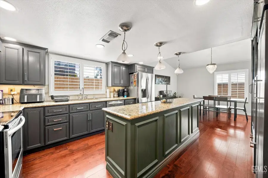 5909 AZALEA AVENUE, Bakersfield, CA 93306 - #2