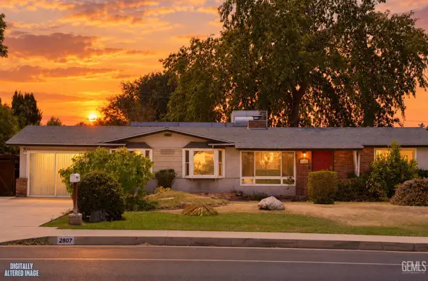 2807 UNIVERSITY AVENUE, Bakersfield, CA 93306