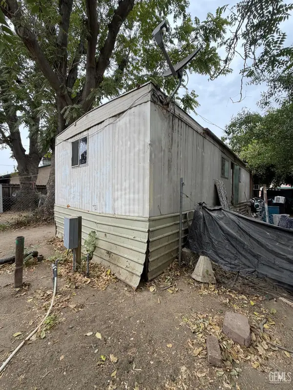 108 W ORANGE AVENUE #16, Shafter, CA 93263