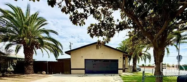 501 BUCKLEY AVENUE, Bakersfield, CA 93307 - #2