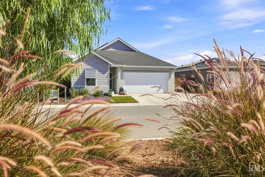 9614 COTTON CREEK DRIVE, Shafter, CA 93263 - #2