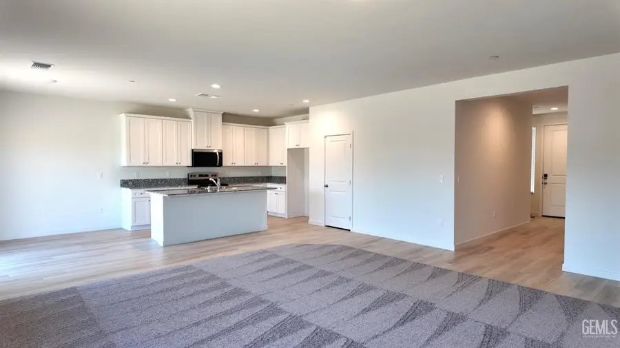 1505 FISHER DRIVE, Bakersfield, CA 93307 - #2