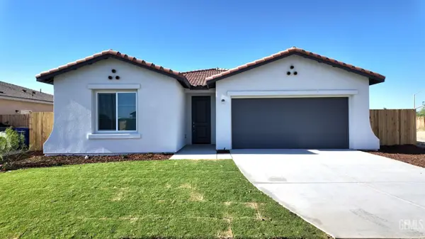 6114 BANNER COURT, Bakersfield, CA 93307