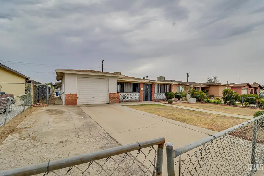 222 CECIL AVENUE, Delano, CA 93215 - #3