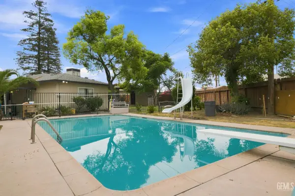 1701 CROMWELL COURT, Bakersfield, CA 93304