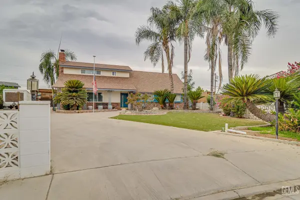 2216 LACEY STREET, Bakersfield, CA 93304
