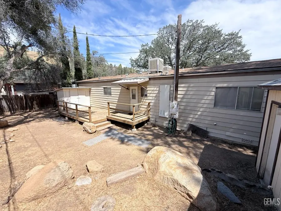 46 STONECREST DRIVE, Wofford Heights, CA 93285 - #2