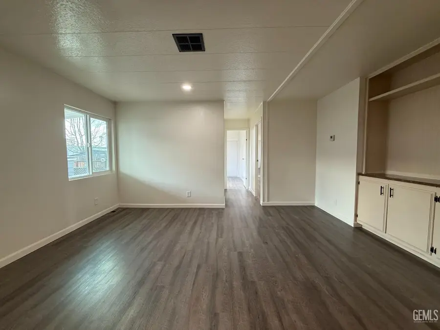 4401 HUGHES LANE #48, Bakersfield, CA 93304 - #3
