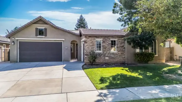 5523 SEGOVIA WAY, Bakersfield, CA 93306