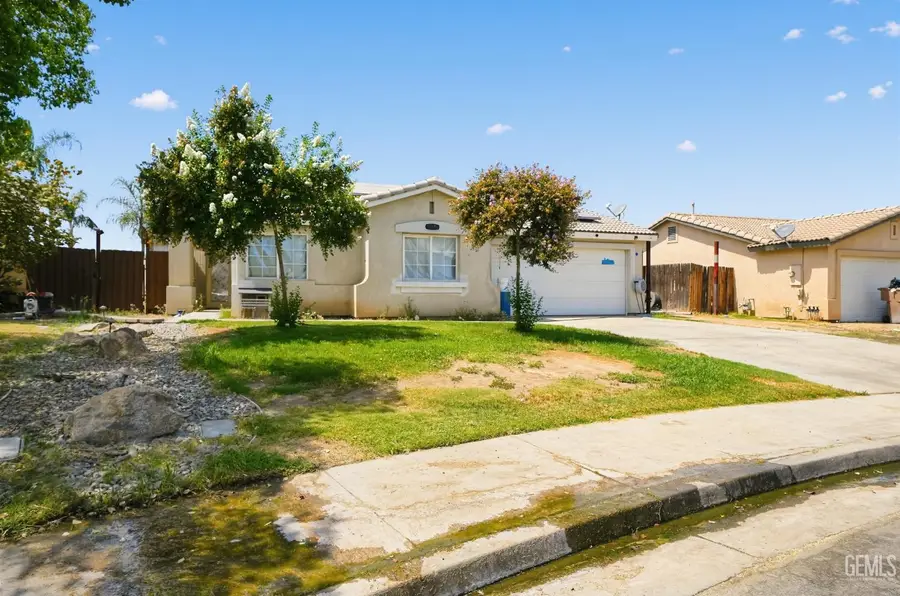 6421 CEDAR SPRINGS DRIVE, Bakersfield, CA 93313 - #2