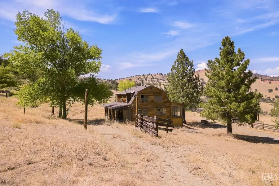 7700 DIGIER ROAD, Lebec, CA 93243 - #3