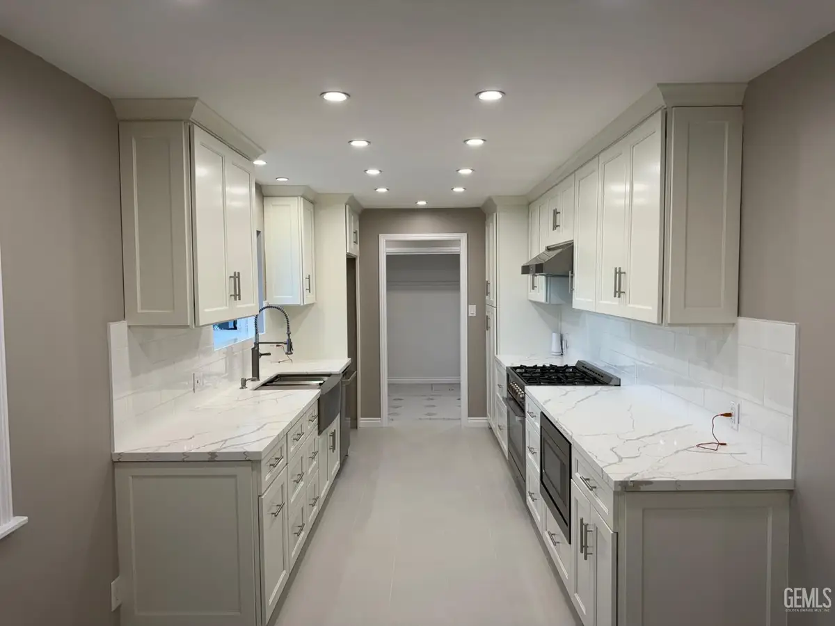 10413 PIONEER AVENUE, Oakdale, CA 95361 - #1