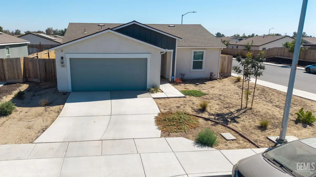 8315 AKERO AVENUE, Bakersfield, CA 93307 - #1