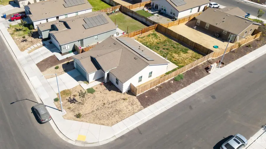 8315 AKERO AVENUE, Bakersfield, CA 93307 - #2