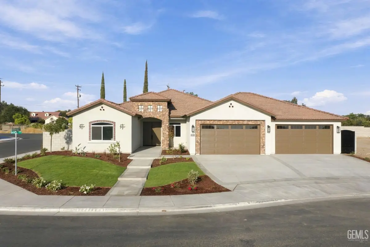 3701 DAYCO WAY, Bakersfield, CA 93314 - #1