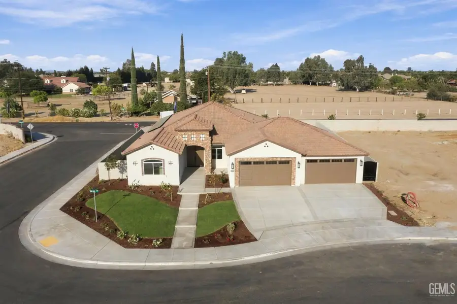 3701 DAYCO WAY, Bakersfield, CA 93314 - #2