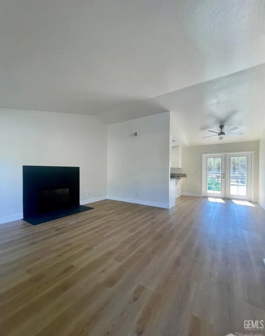 23441 LAKEVIEW DRIVE, Tehachapi, CA 93561 - #3