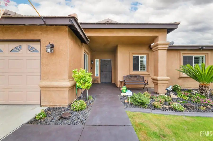 5531 EL PALACIO DRIVE, Bakersfield, CA 93307 - #2