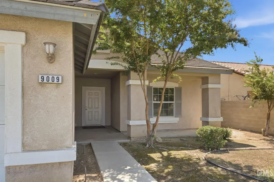 9009 SENTIDO DRIVE, Bakersfield, CA 93306 - #3
