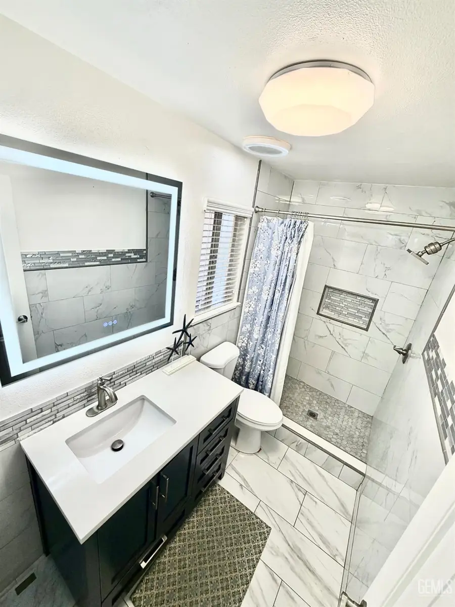 2120 POPLAR AVENUE, Delano, CA 93215 - #3