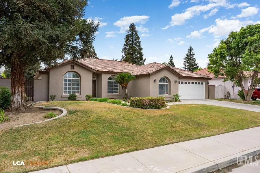 10723 IRON CREEK AVENUE, Bakersfield, CA 93312 - #3